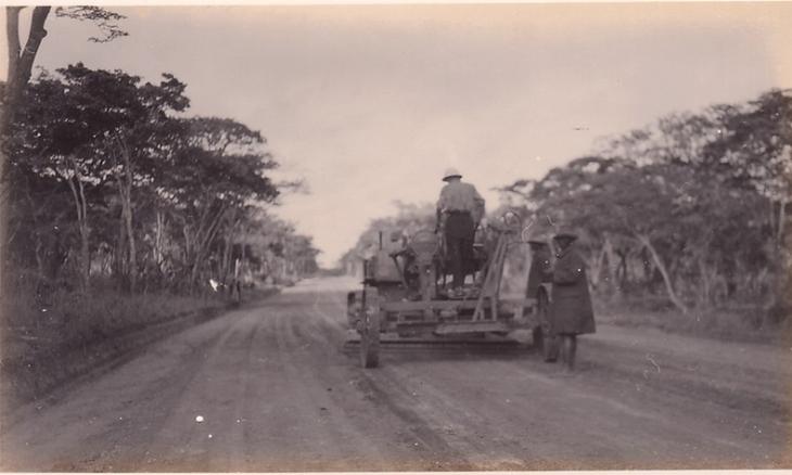 Tanzania_Cat_Tow_Grader_03.jpg