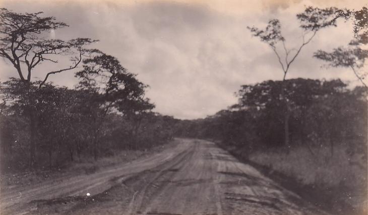 Tanzania_Cat_Tow_Grader_05.jpg