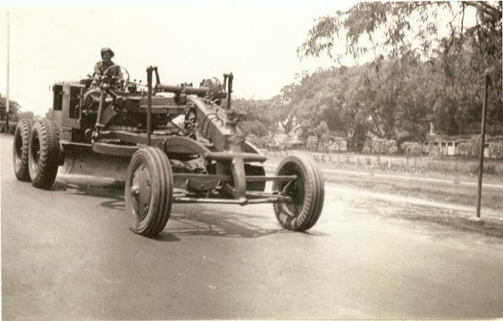 Genie_Mil_Parade_1949.jpg