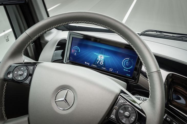 Mercedes_Benz_Future_Truck_2025_010.jpg