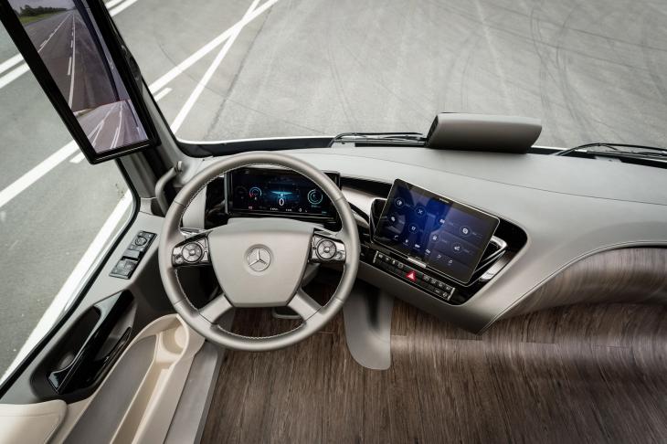 Mercedes_Benz_Future_Truck_2025_016.jpg