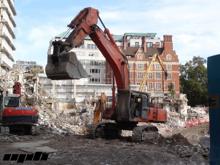 London_Abbruchbaustelle__48_.JPG