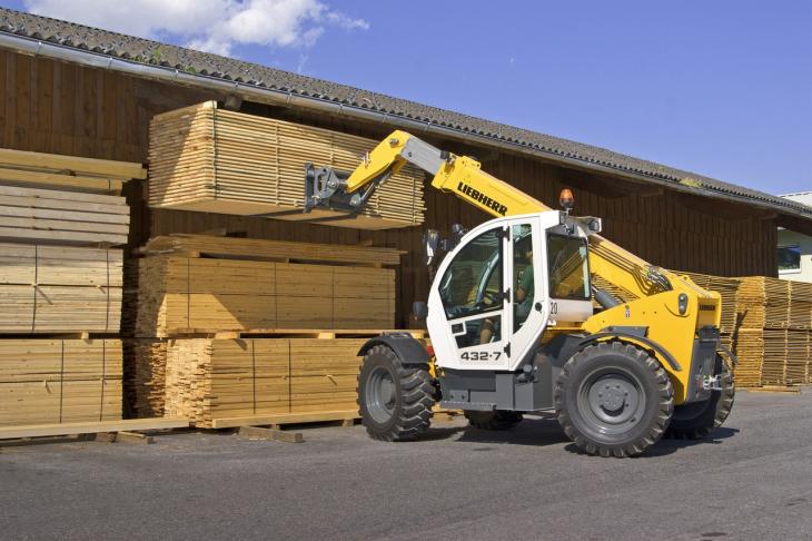 liebherr_telescopic_handler_tl432_7_300dpi__Kopie_.jpg