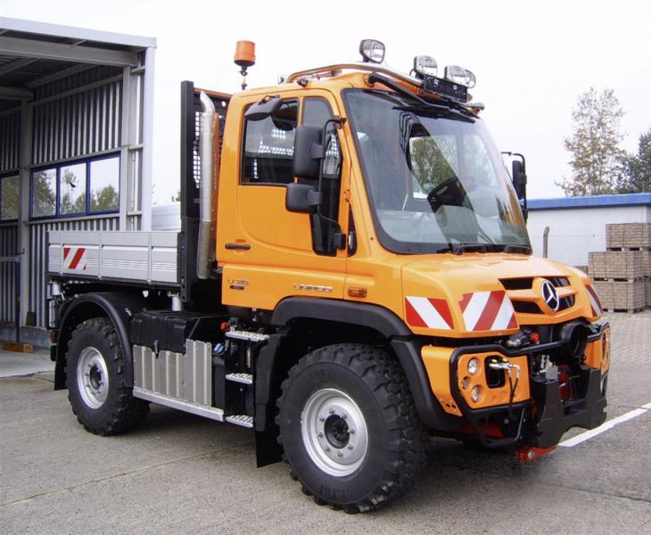 Unimog_U318_01_Bauforum24.jpg