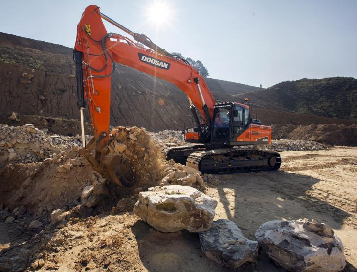 Doosan_DX380LC_5_Quarry2.jpg