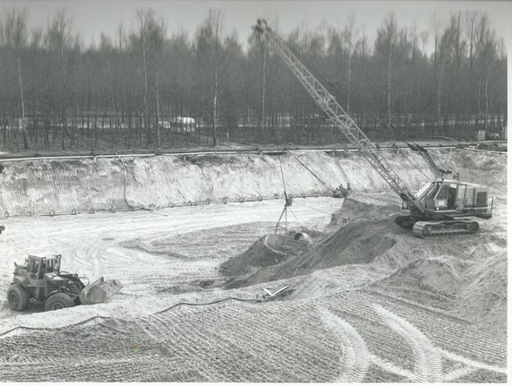 Terex_laadschop_en_Nobas_dragline_Vollenhove.jpg