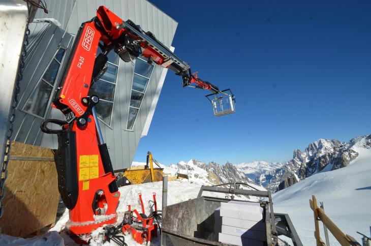 Fassi_Gru_Mont_Blanc_LR2_.jpg