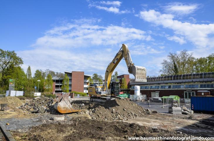 Abbruch_Verwaltungstrakt_Paracelsiusklinik_28.04.15__20_von_20_.jpg