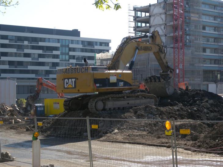 CAT3900.jpg