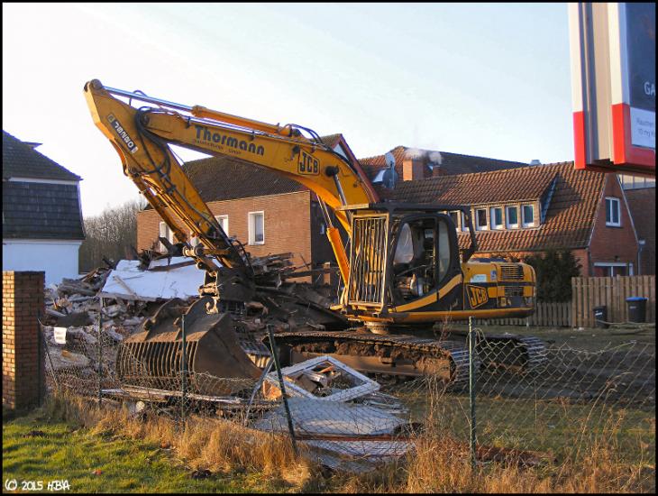 JCB1.jpg