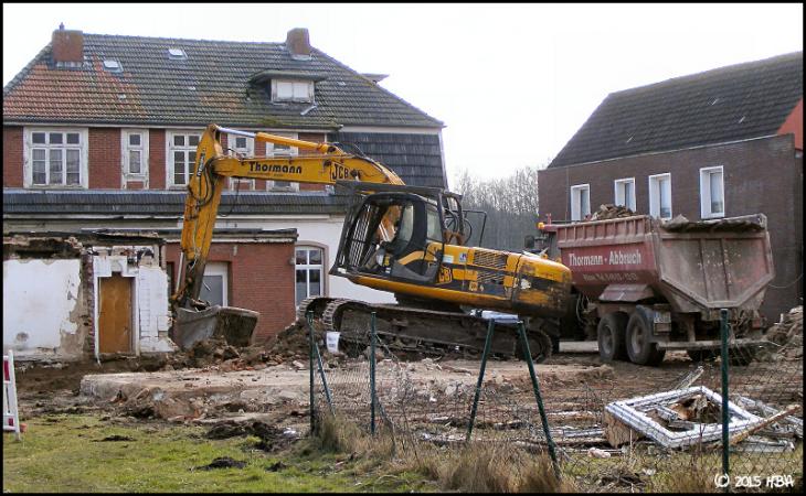 JCB2_1.jpg