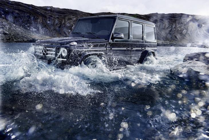 Mercedes_Benz_G500_V8_2015_Obsidianschwarz_Metallic_5.jpg