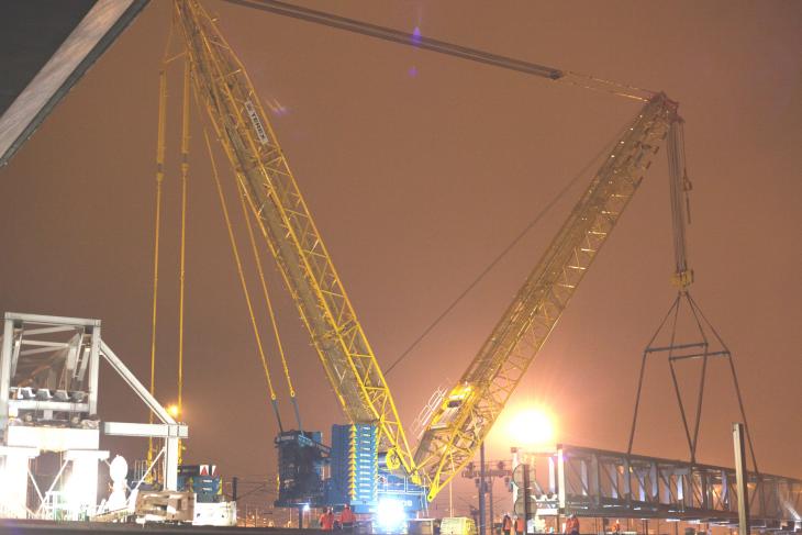 Terex_Cranes_3800_Superlift_Sarens_Schiltigheim_2.jpg