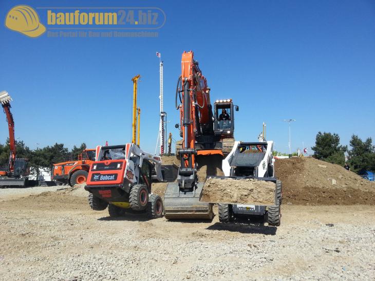 Bauforum24_Fotostrecke_Intermat_2015_Paris_522.jpg