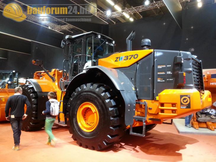 Bauforum24_Fotostrecke_Intermat_2015_Paris_450.jpg