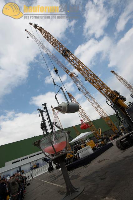 Bauforum24_Fotostrecke_Liebherr_Nenzing_Technikertag_2015_140.jpg