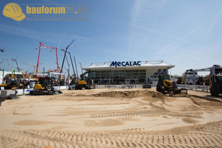 Bauforum24_Fotostrecke_Intermat_2015_Paris_Mecalac.jpg