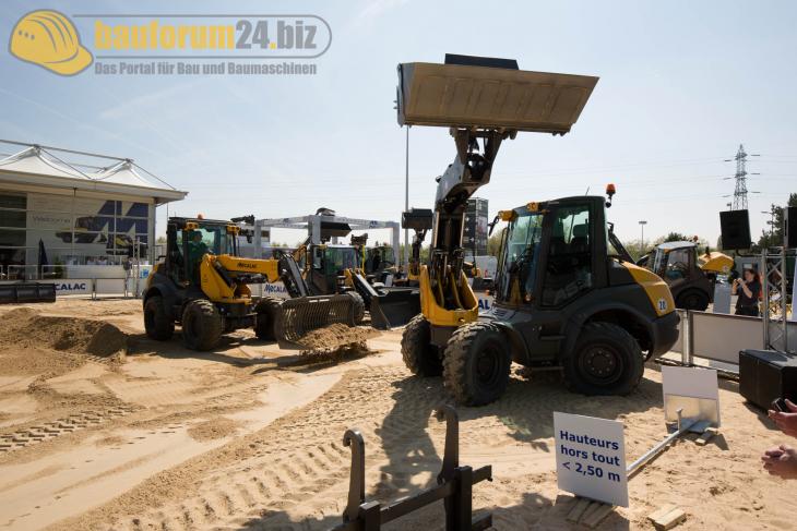 Bauforum24_Fotostrecke_Liebherr_Nenzing_Technikertag_2015_194.jpg