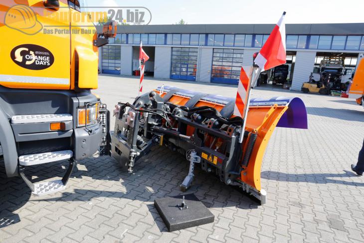 Bauforum24_Fotostrecke_Scania_Orange_Days_2015_Hannover_42.jpg