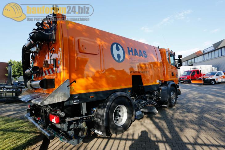 Bauforum24_Fotostrecke_Scania_Orange_Days_2015_Hannover_246.jpg