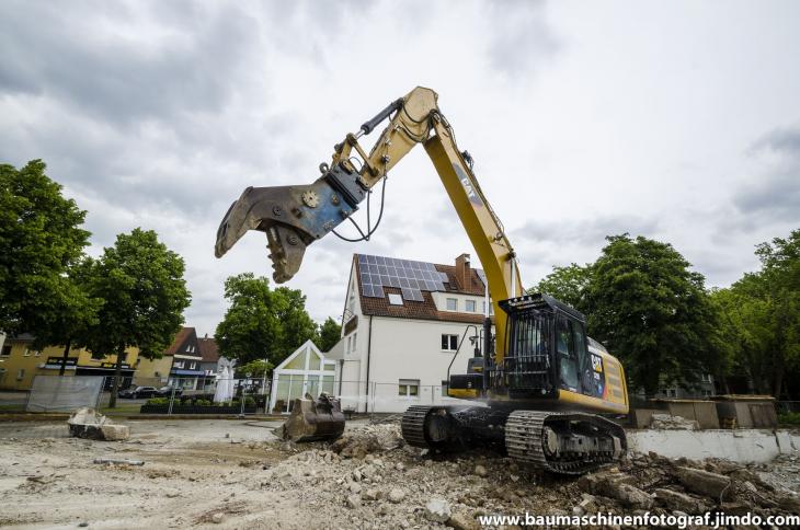 Abbruch_Opel_Autoh_ndler_290515__10_von_22_.jpg