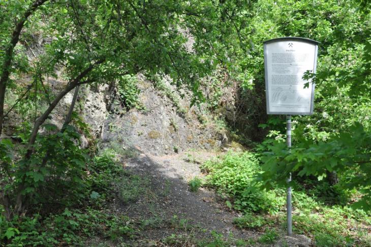 AufKohlegebaut.jpg