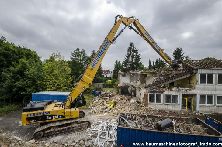 Abbruch_St._Hedwig_Gelsenkirchen_24615__29_von_31_.jpg