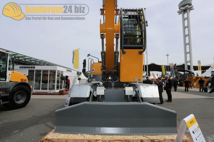 Bauforum24_Fotostrecke_Ligna_2015_Hannover_30.jpg