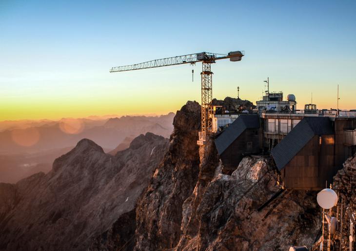 Liebherr_150EC_B_Turmdrehkran_Zugspitze_1.jpg