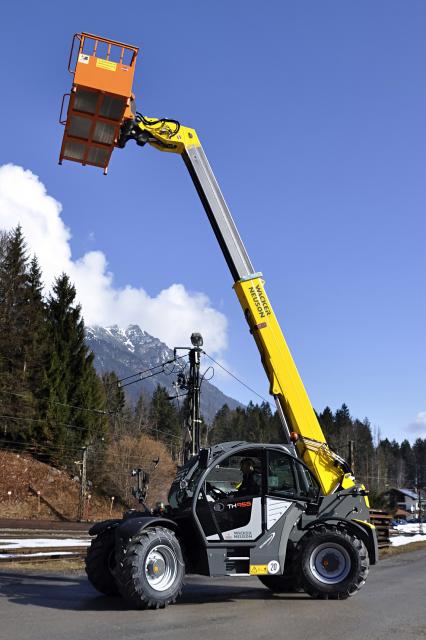 Wacker_Neuson_Zugspitzbahn_1.jpg