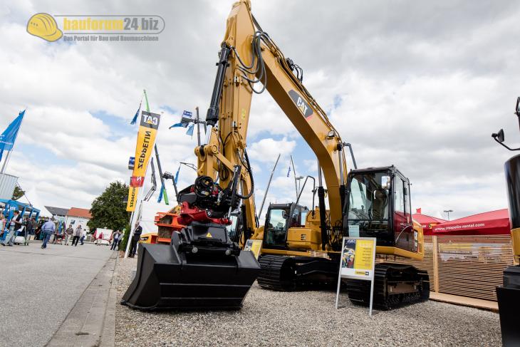 Zeppelin_Caterpillar_Nordbau_2015_in_Neumuenster___1_.jpg