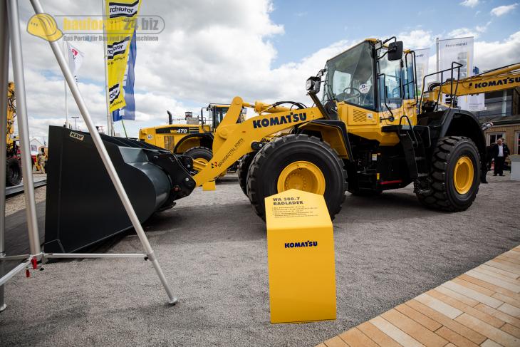 Komatsu_Nordbau_2015_in_Neumuenster__28_.jpg