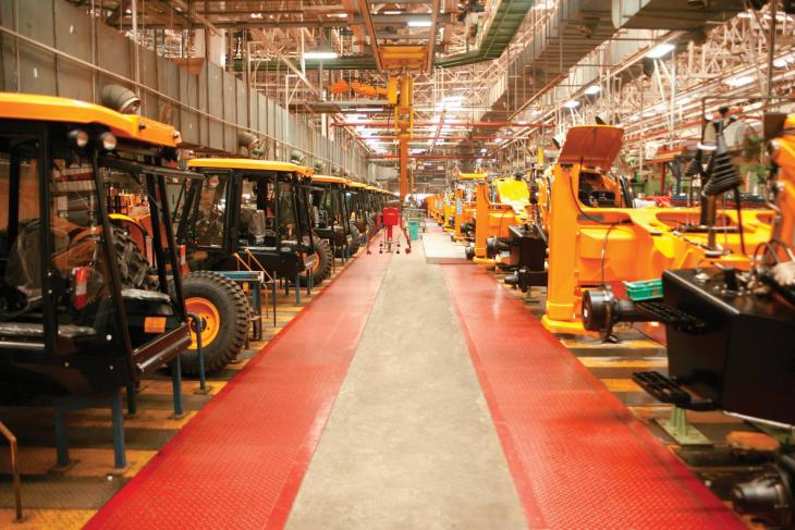 2009____40_million_is_invested_in_JCB_s_plant_near_New_Delhi_to_create_the_biggest_backhoe_loader_factory_in_the_world_02.jpg
