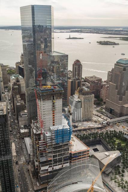 bf24_Doka_2015_11_WTC_Tower_3_2.jpg