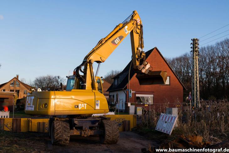 Verlegung_Fernw_rmetrasse_26112015__1_von_12_.jpg