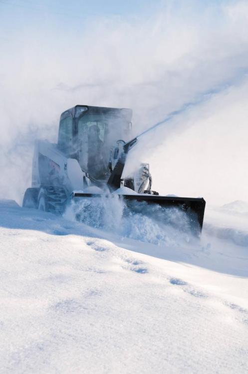 Bobcat-S630-Skid-Steer-Loader-Schneekano