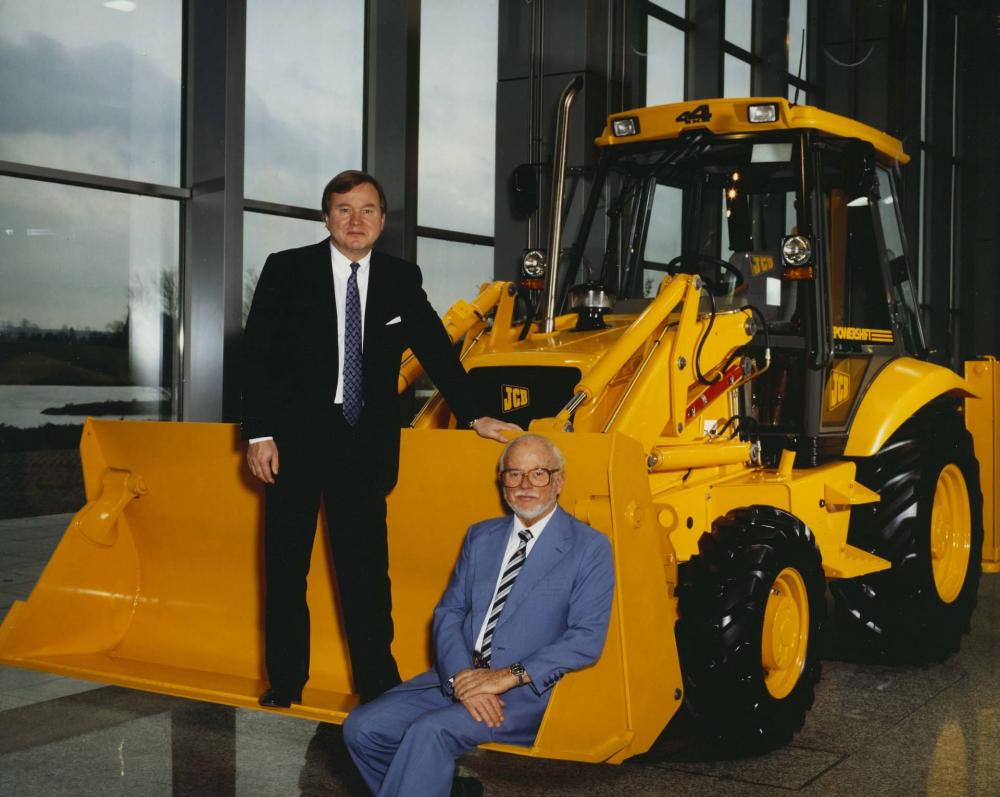 1995_-_Sir_Anthony_Bamford_and_Mr_JCB-02