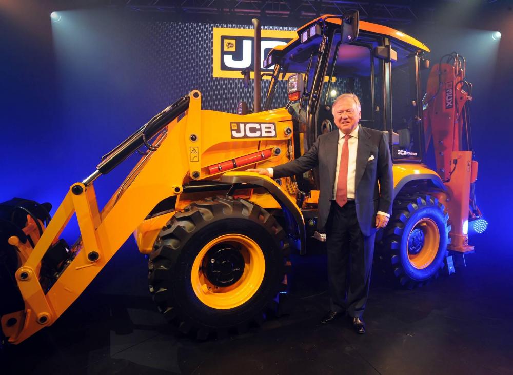 2015_-_JCB_Chairman_Lord_Bamford_at_the_