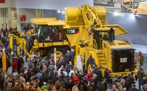 Mehr Informationen zu "Caterpillar und Zeppelin auf der bauma"