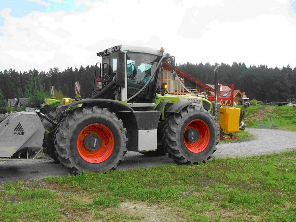 56e081102de8a_TraktorTankFAE-MillerandSt