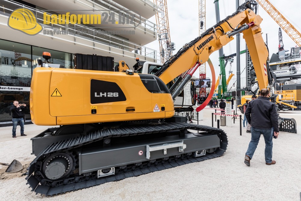 bauforum24_bauma2016_liebherr-20.jpg