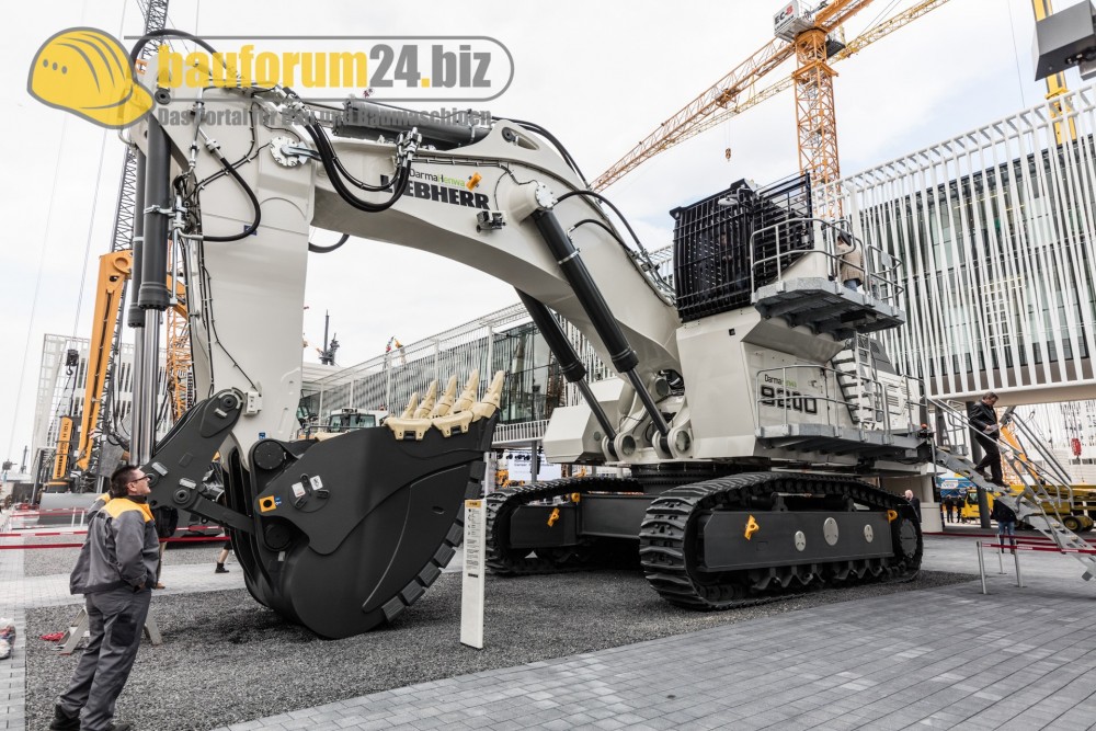 bauforum24_bauma2016_liebherr-54.jpg