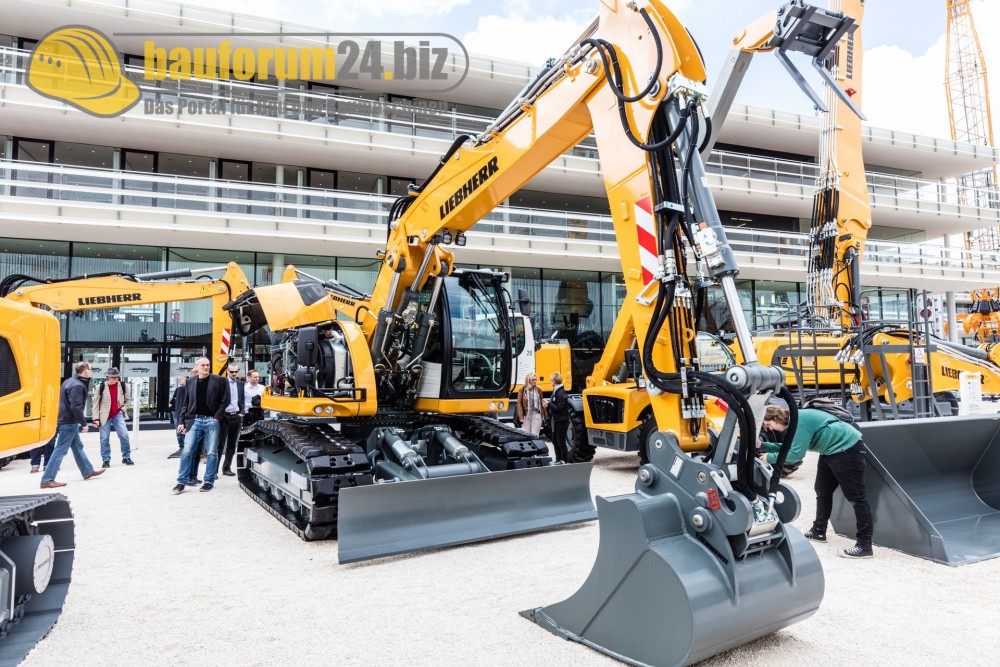 bauforum24_bauma2016_liebherr-63.jpg