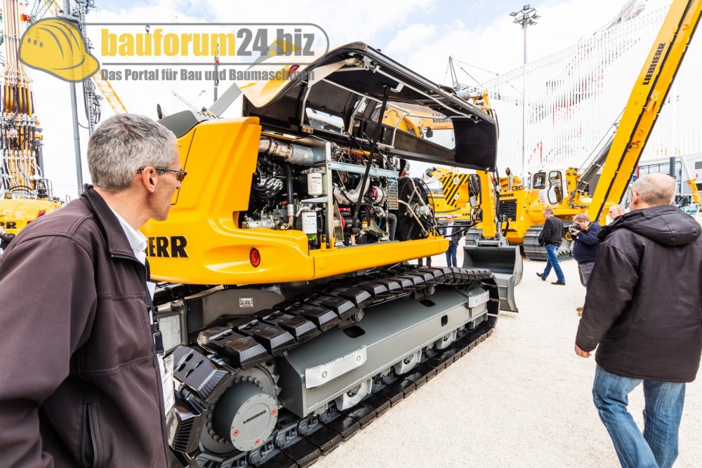 bauforum24_bauma2016_liebherr-71.jpg