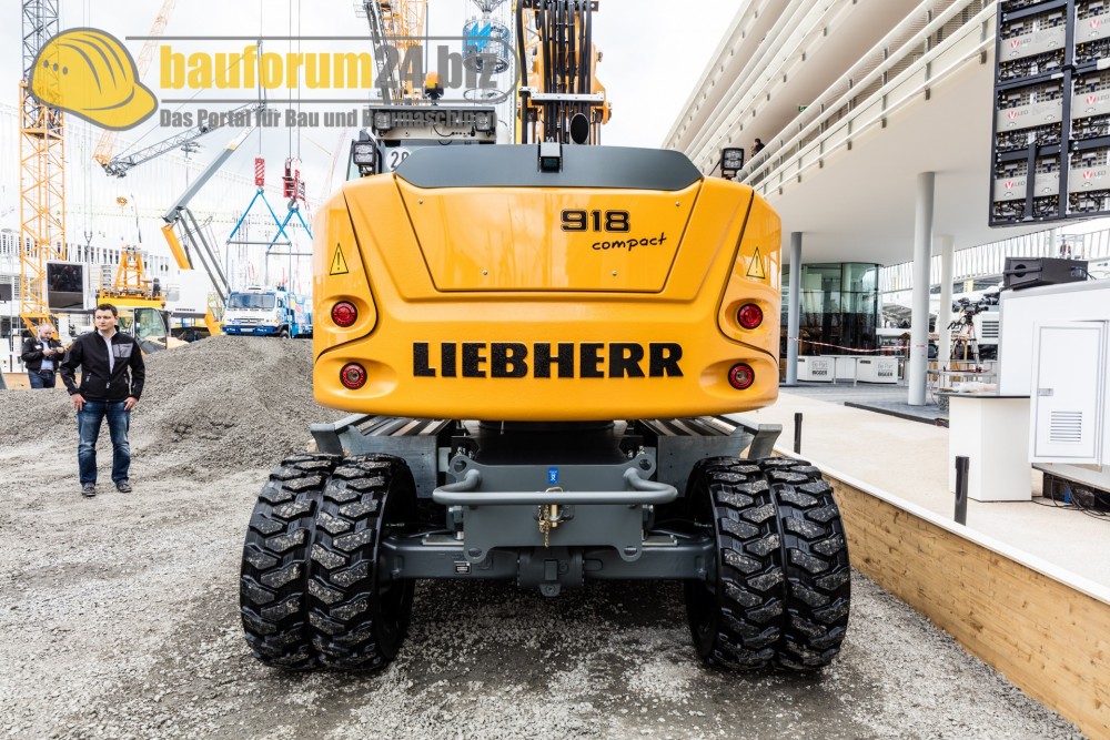 bauforum24_bauma2016_liebherr-84.jpg