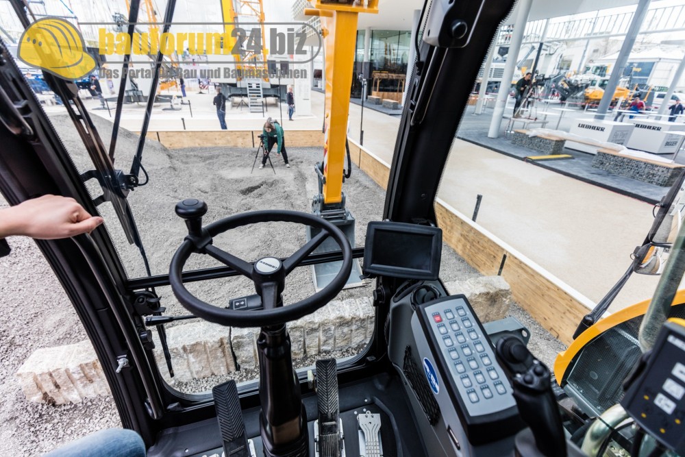 bauforum24_bauma2016_liebherr-89.jpg