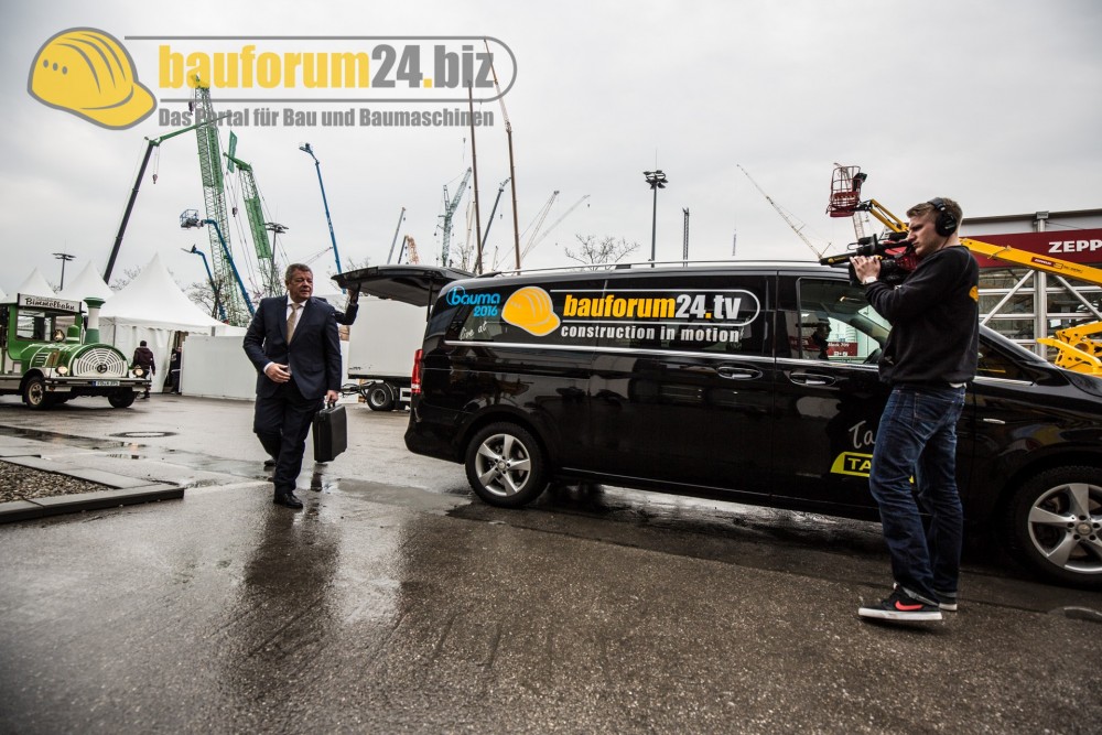 bauforum24_bauma2016_talk_taxi_zeppelin-18.jpg