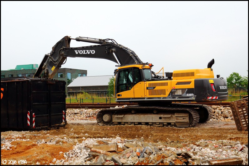 Volvo_EC480DL.jpg