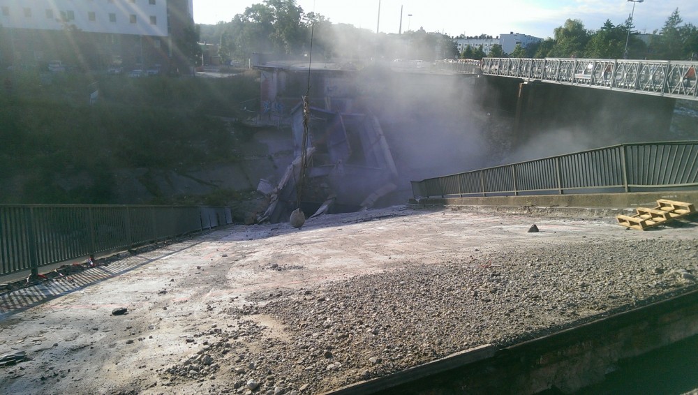 IMAG1769_BURST001.jpg