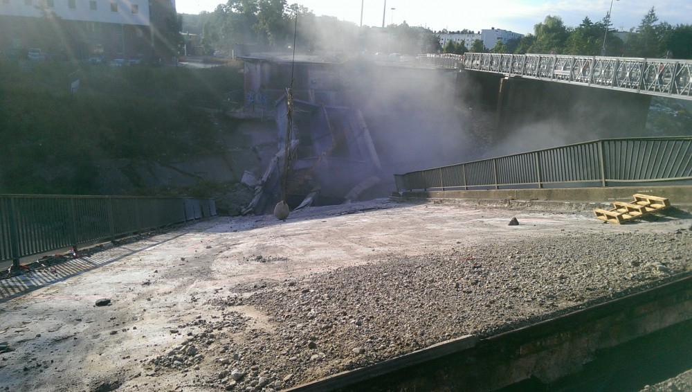 IMAG1769_BURST003.jpg